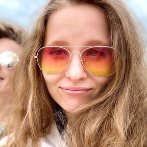 Meet your Posher, Drew